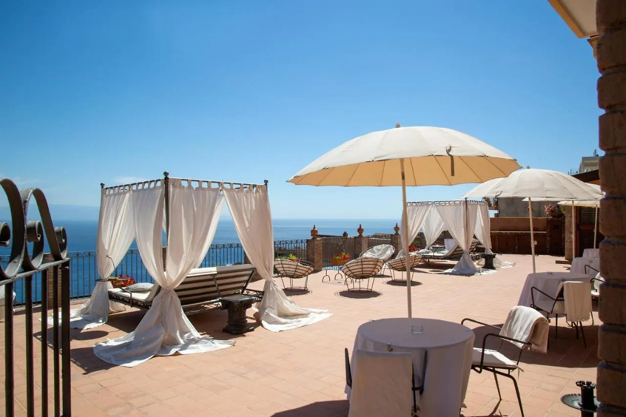 Bed & Breakfast Isoco Guest House Sant'Alessio Siculo