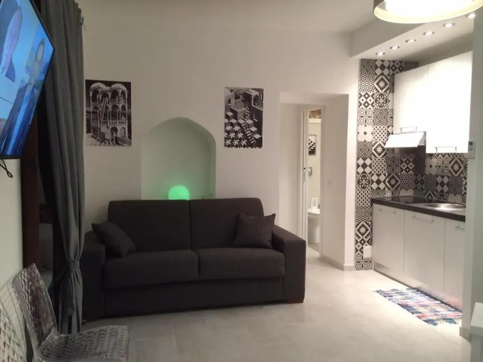 Isoco Guest House Sant'Alessio Siculo 3*,  Italy