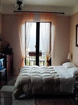 *** Bed & Breakfast Isoco Guest House Sant'Alessio Siculo Italy